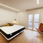 Great Studio Lemon Muralla 6Person