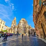 Lujoso Piso Centrico En Murcia Con 3 Habitaciones