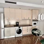 Apartamento Centrico Con Plaza De Garaje Y Piscina