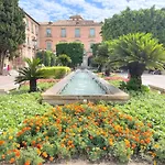 Centrico Apartamento Vara De Rey