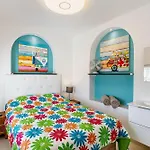 Spacious Apartment With Pool In The Heart Of Murcia 128 M²