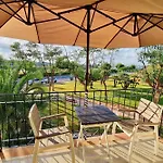 Spacious Apartment With Pool In The Heart Of Murcia 128 M²