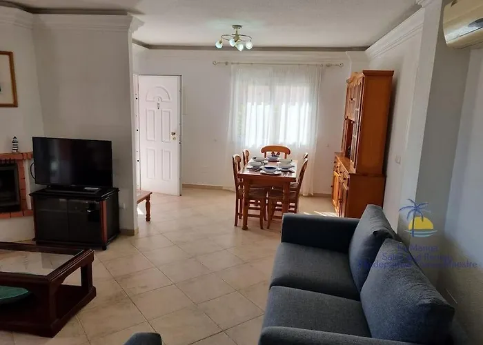 Casa Flamingo- 3 Bedroom Villa With Private Pool And Gardens