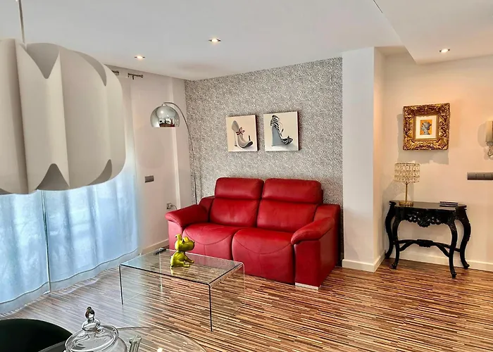 Apartamento Centrico Con Plaza De Garaje Y Piscina