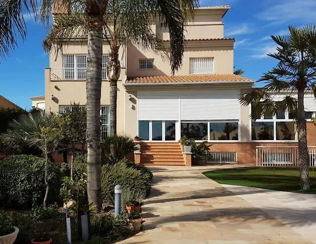 Chalet & Piscina-Jardin-Barbacoa