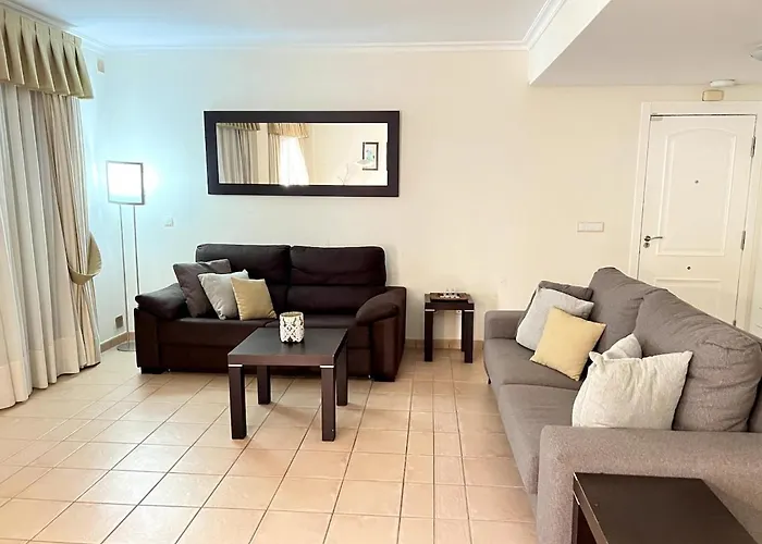 Planta Baja Con Gran Terraza Y Jardin Altaona Golf