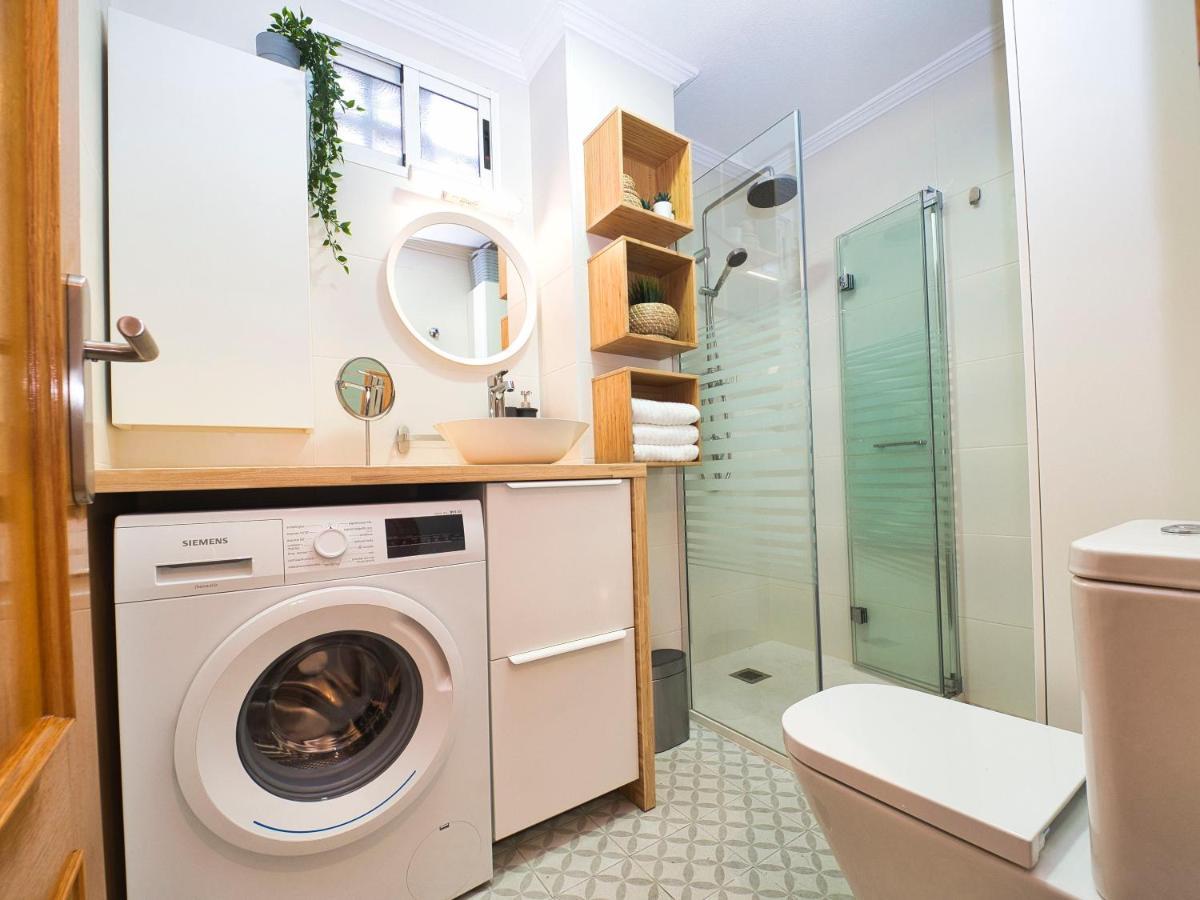 Apartamento ático Azalea - Corazón Del Carmen, Doble Balcon, Wifi *