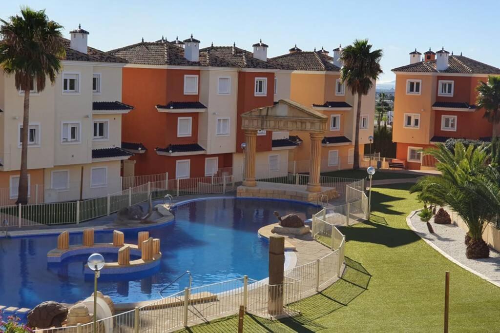 Increíble Duplex 2 Plantas Vistas Piscina Altaona Golf -mosa
