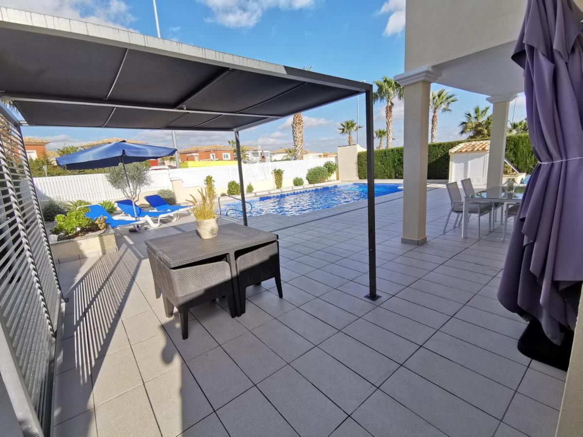 Villa De Lujo Con Piscina Privada, Jacuzzi Y Barbacoa