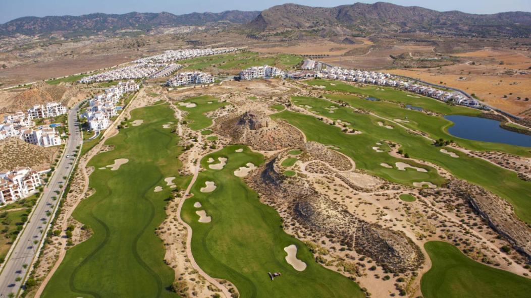Nuevo Con Piscina En El Campo De Golf Mosa Trajectum Apartamento