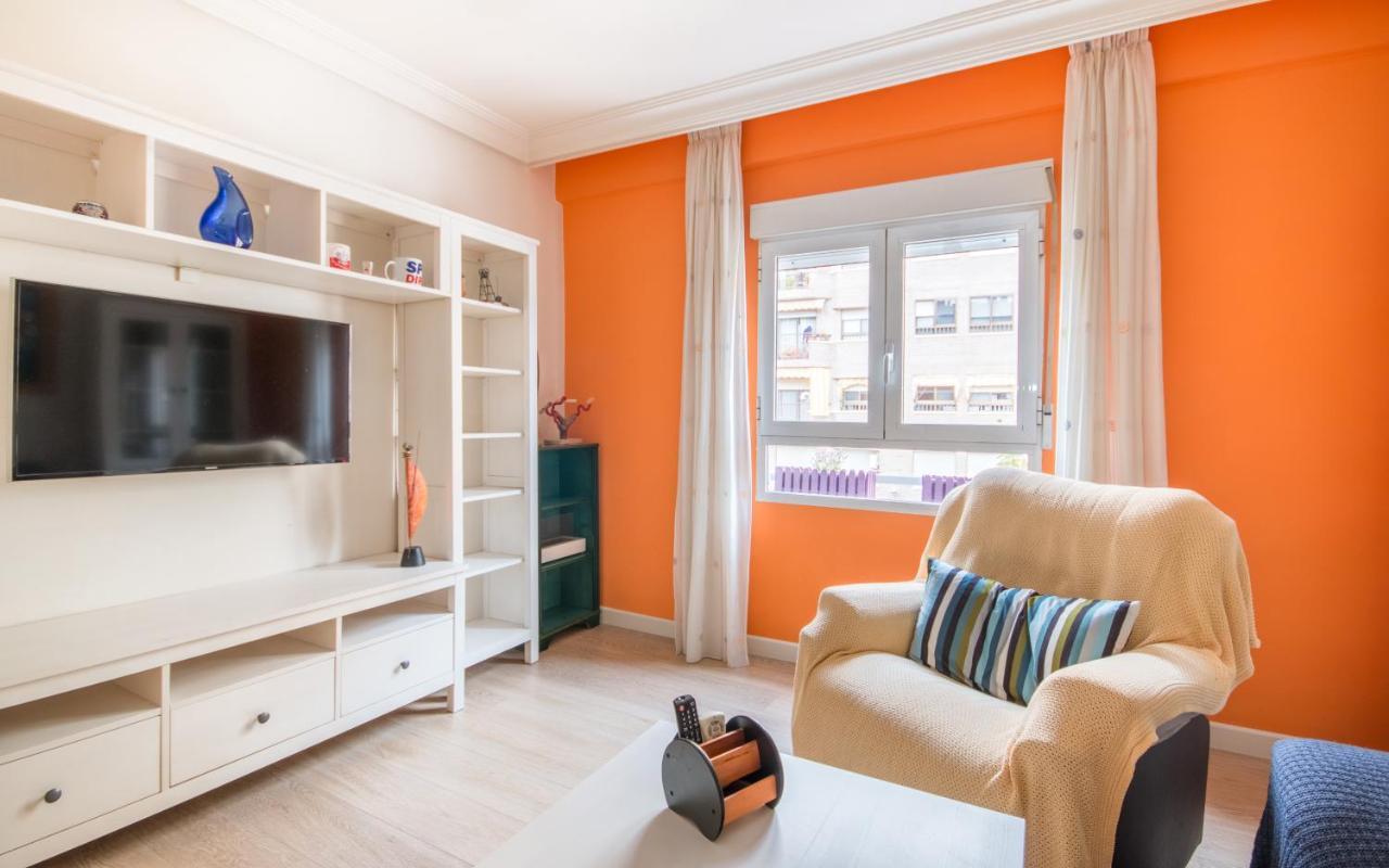 Piso De Diseño Junto Al Centro De Con Parking Apartamento *