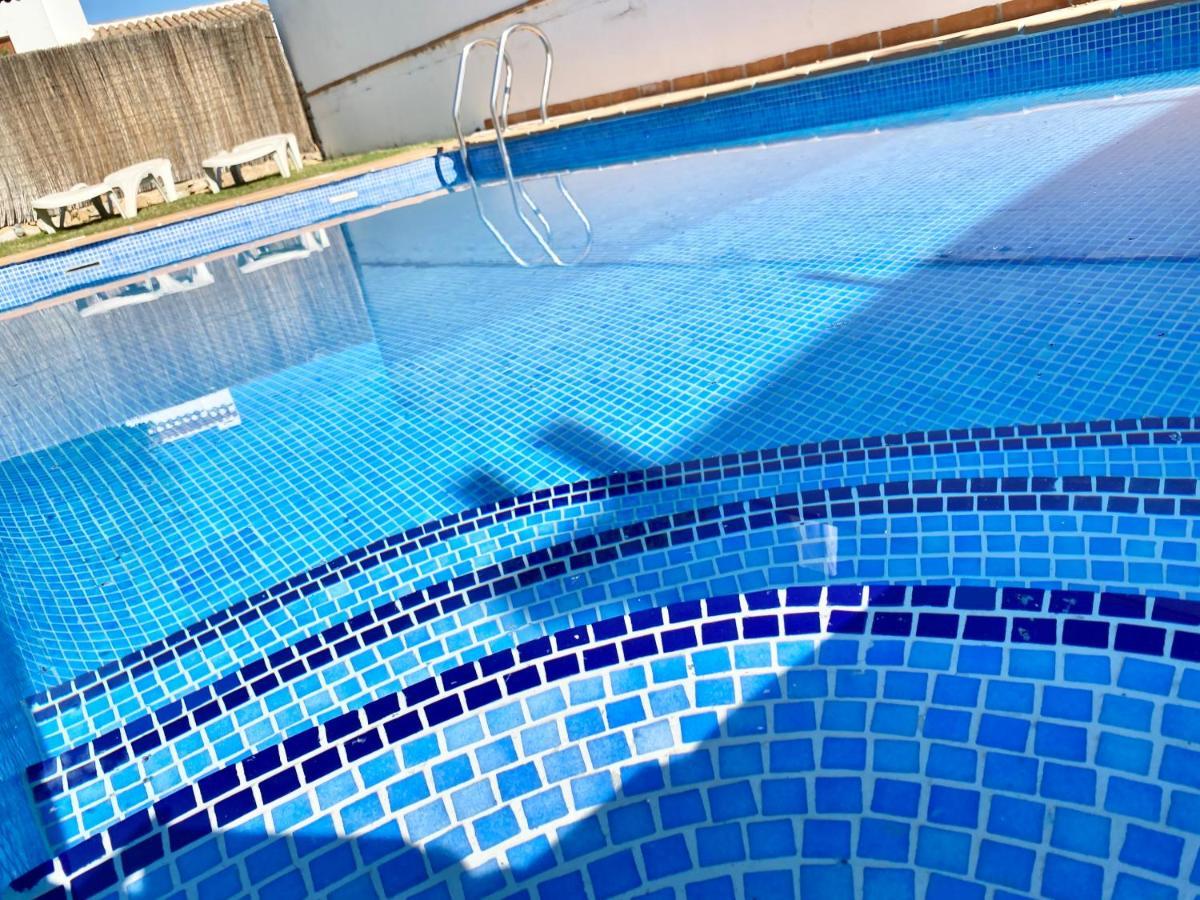 Villa El Valle Golf - 3 Bedroom With Private Swimming Pool And Large Garden *