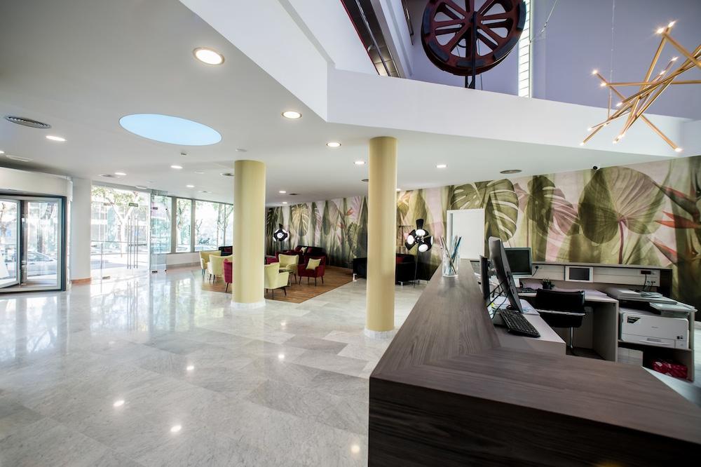 Hotel Allegro Azarbe