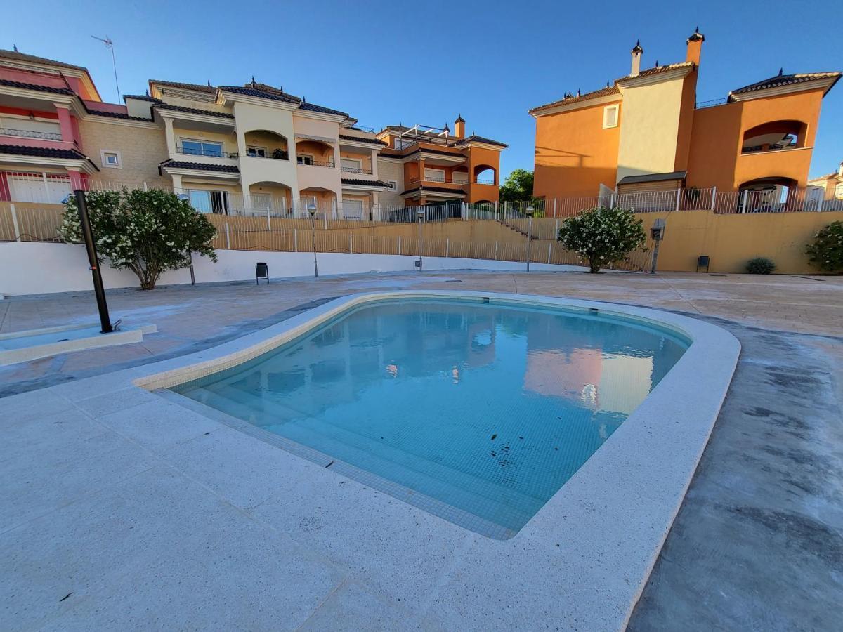 Apartamento Planta Baja Con Jardín, Entre Y El Mar *