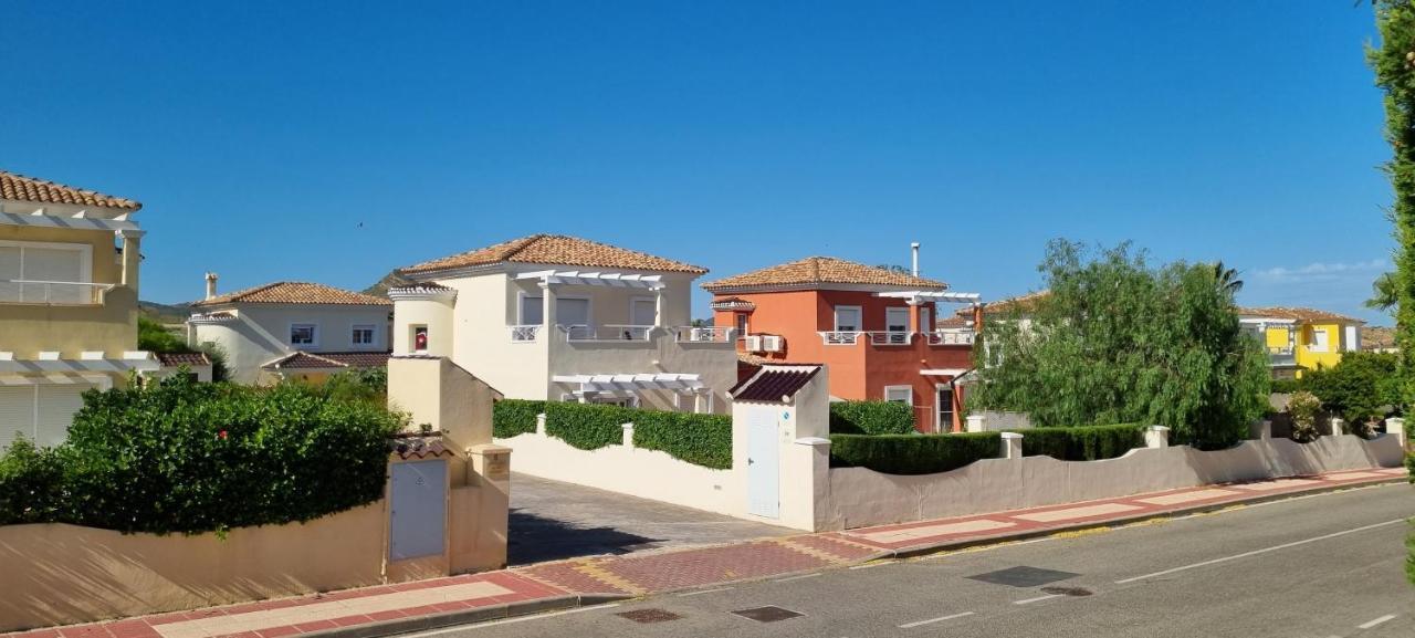Excelente, With A Private Pool Villa