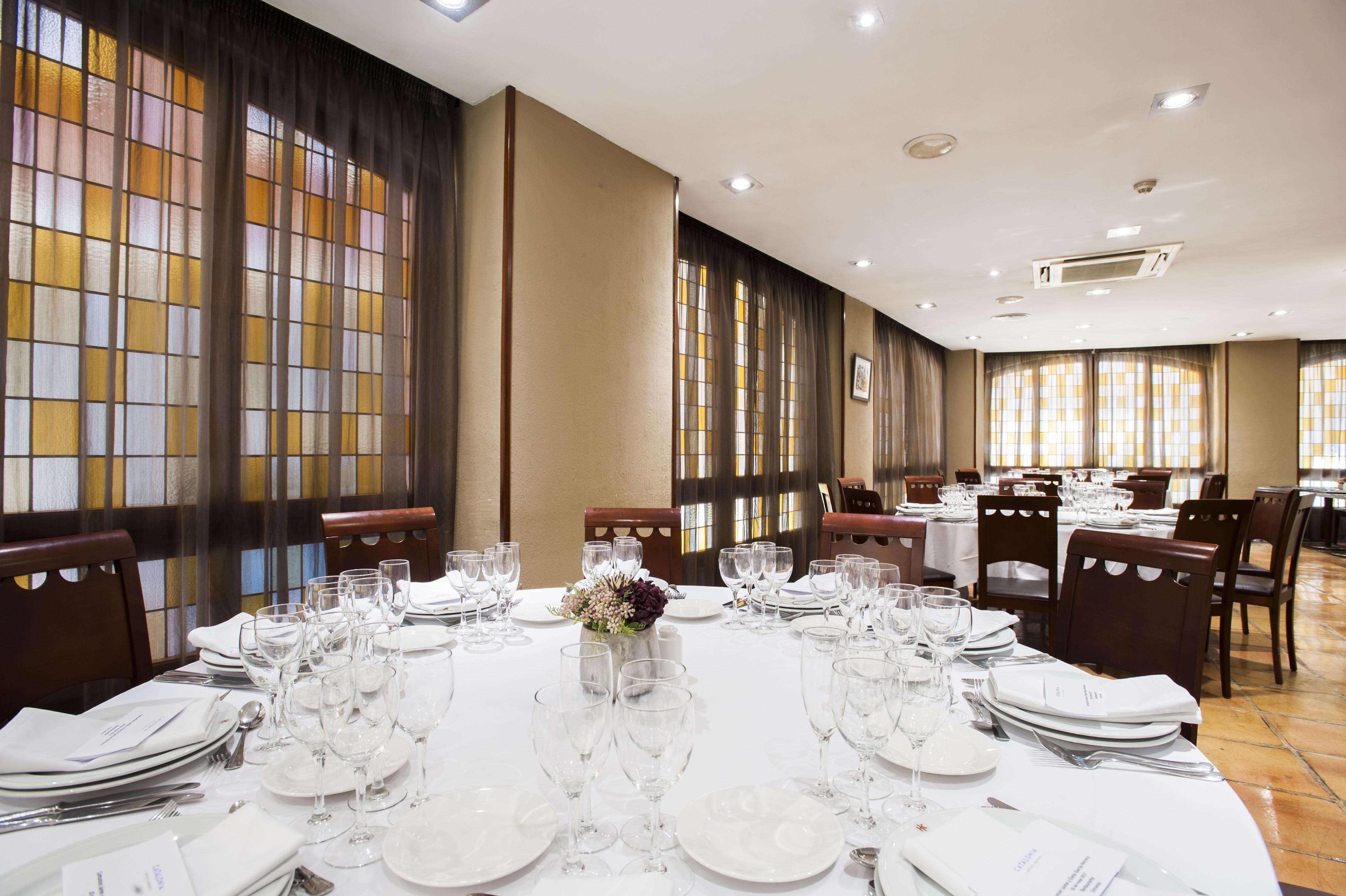 Catalonia Conde De Floridablanca Hotel 4*