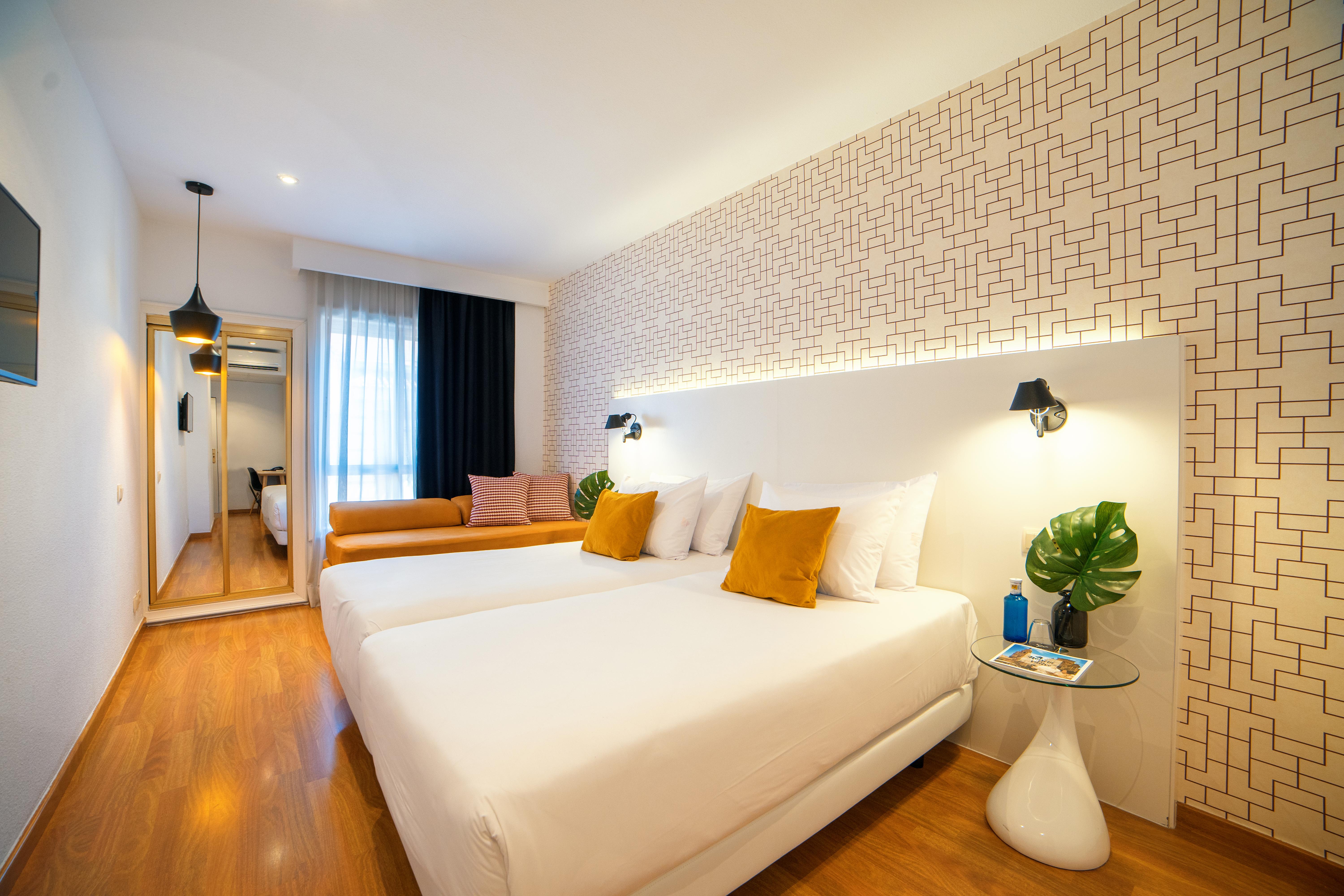 Cetina Hotel