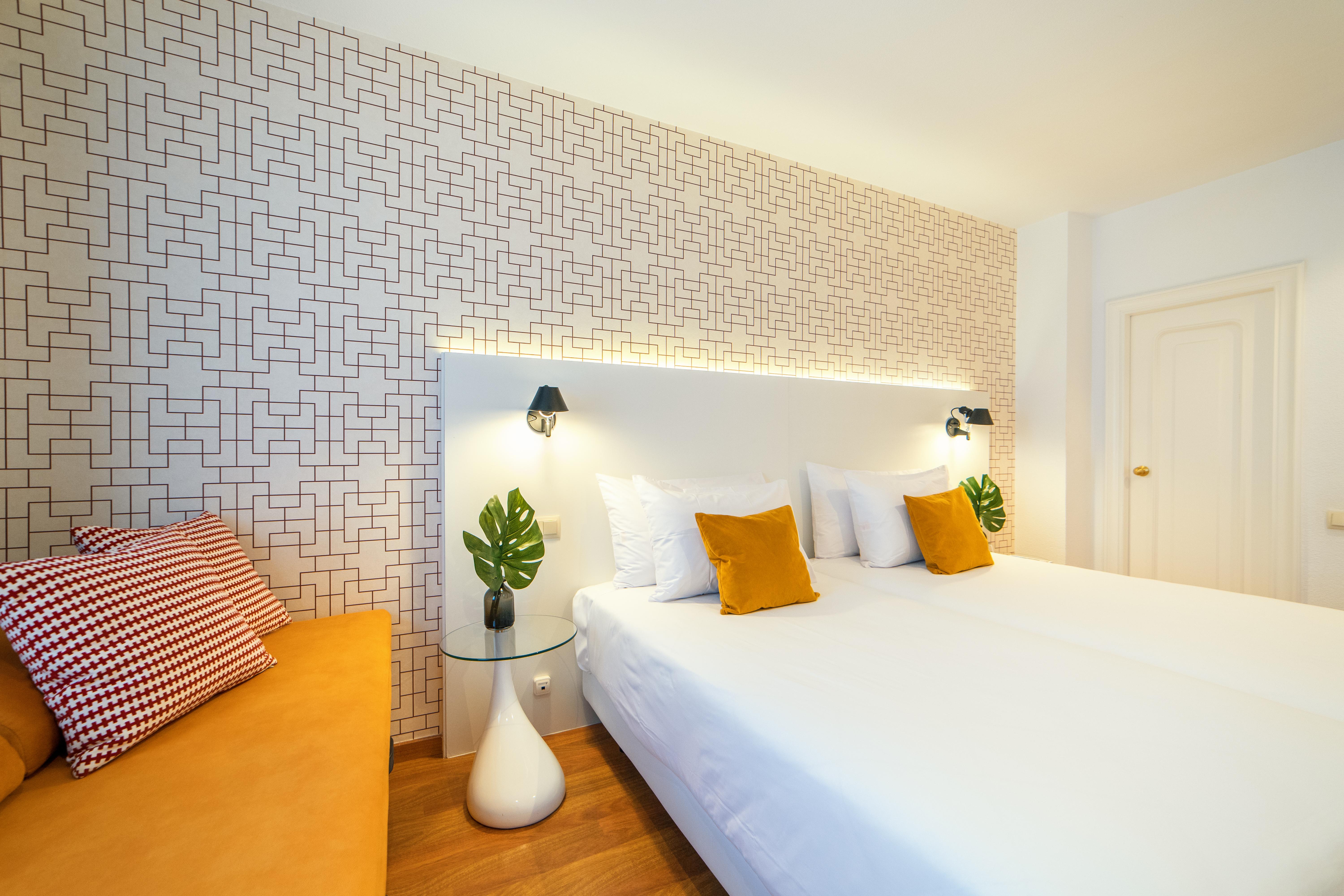 Cetina Hotel
