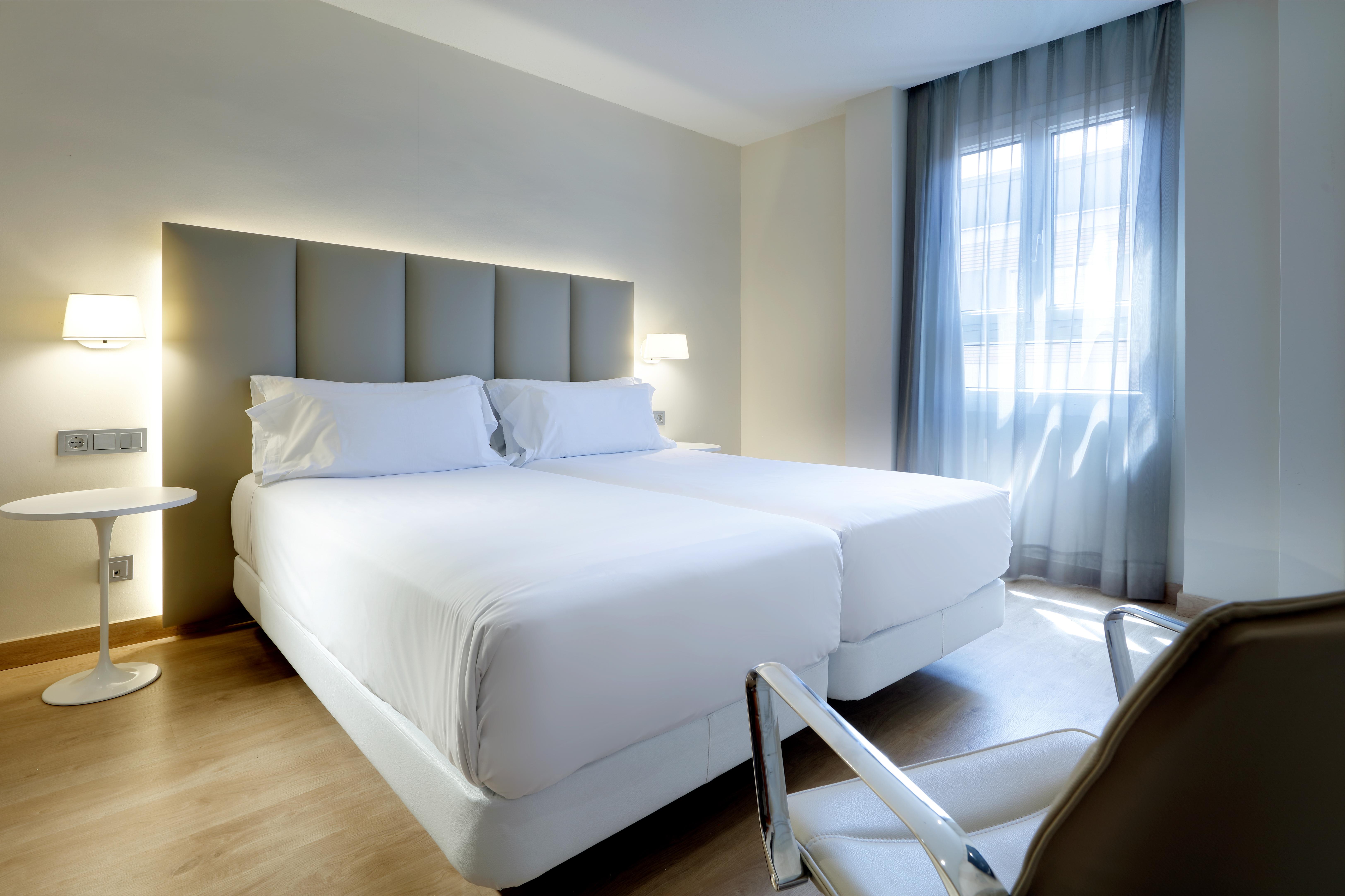 Hesperia Centro 3*