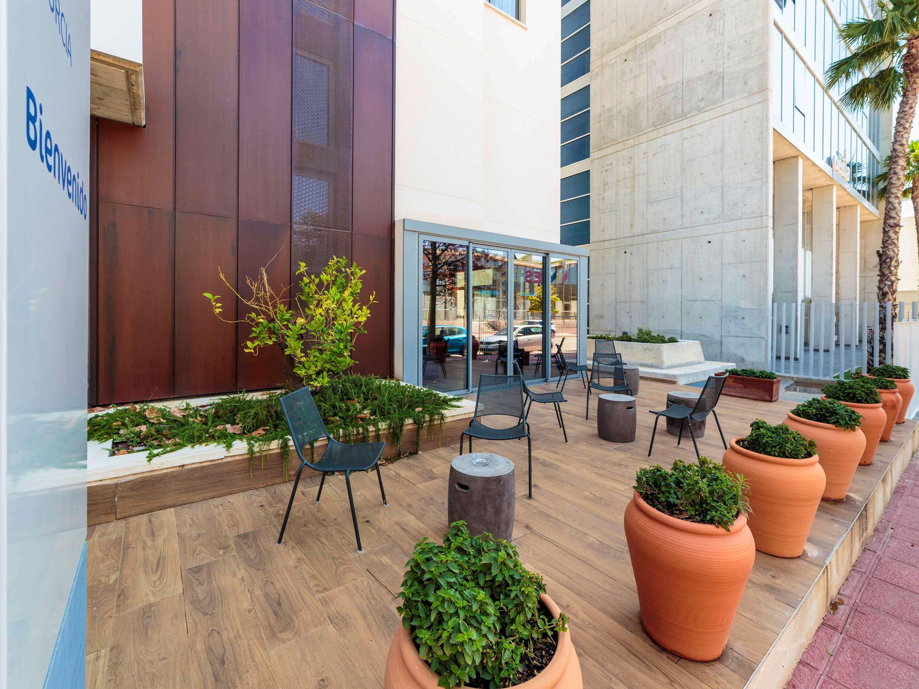 Ibis Budget Huerta De *