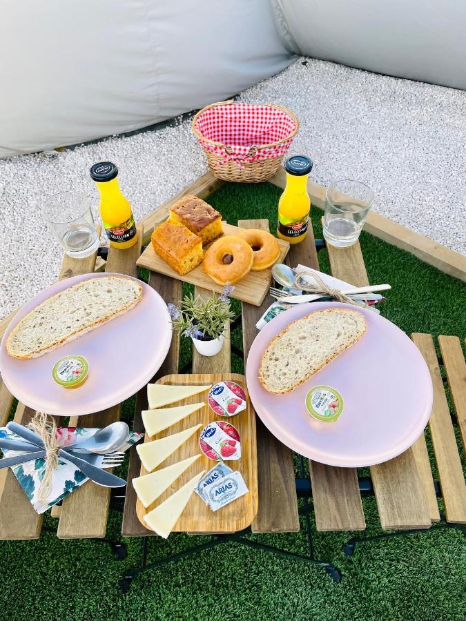 Bed and breakfast Burbuja Deluxe En