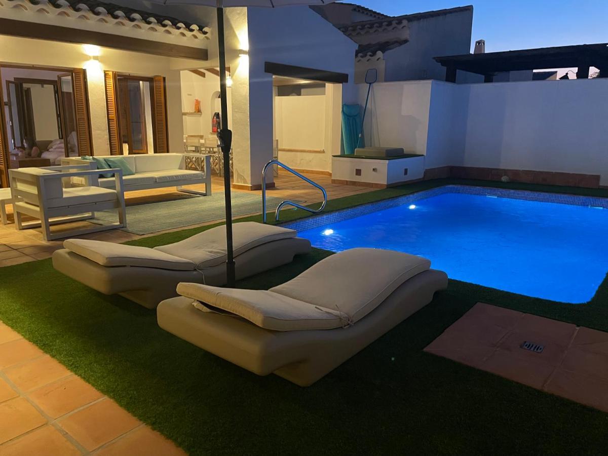 Disfrutar En El Valle Golf Villa *