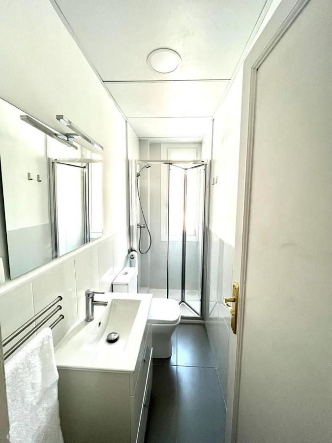 Casa Blanca Apartment *