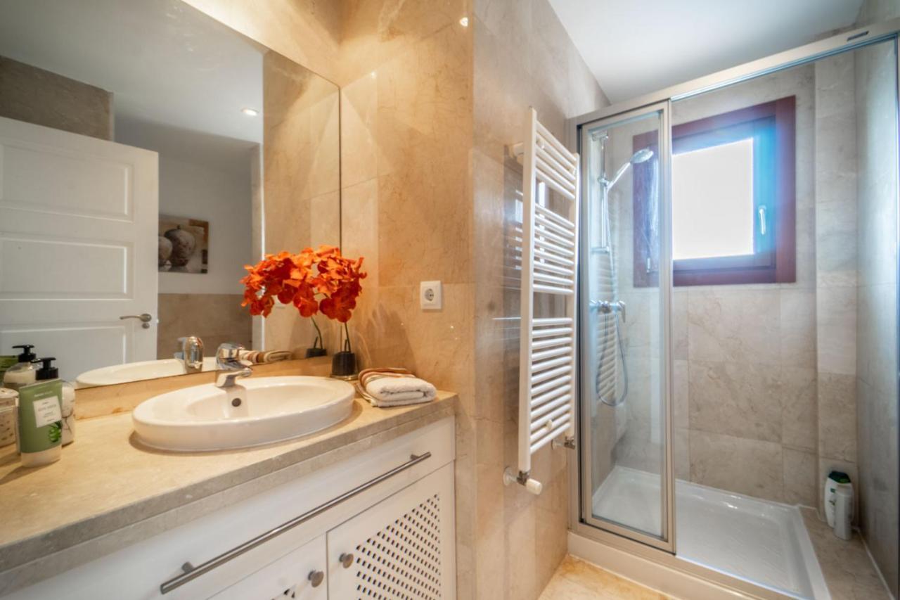 Stunning Detached In El Valle Golf - Zo22ev