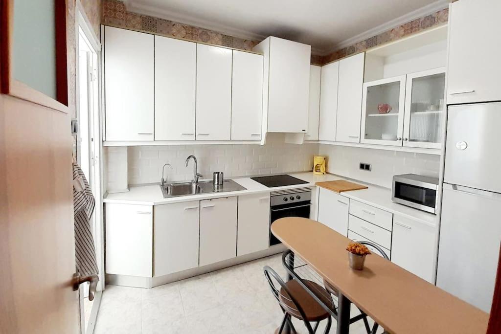 Apartamento Piso Con Balcon La Alberca, *