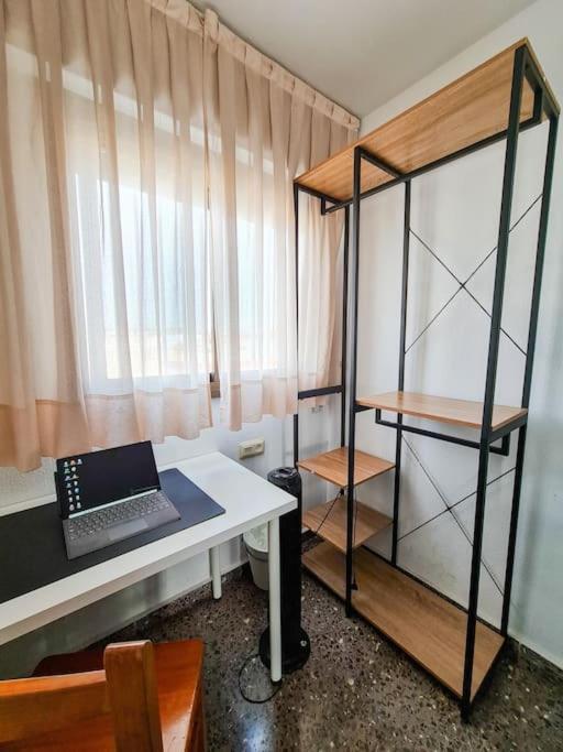 Piso Ideal Con Wifi Parking Y Desayuno Apartamento