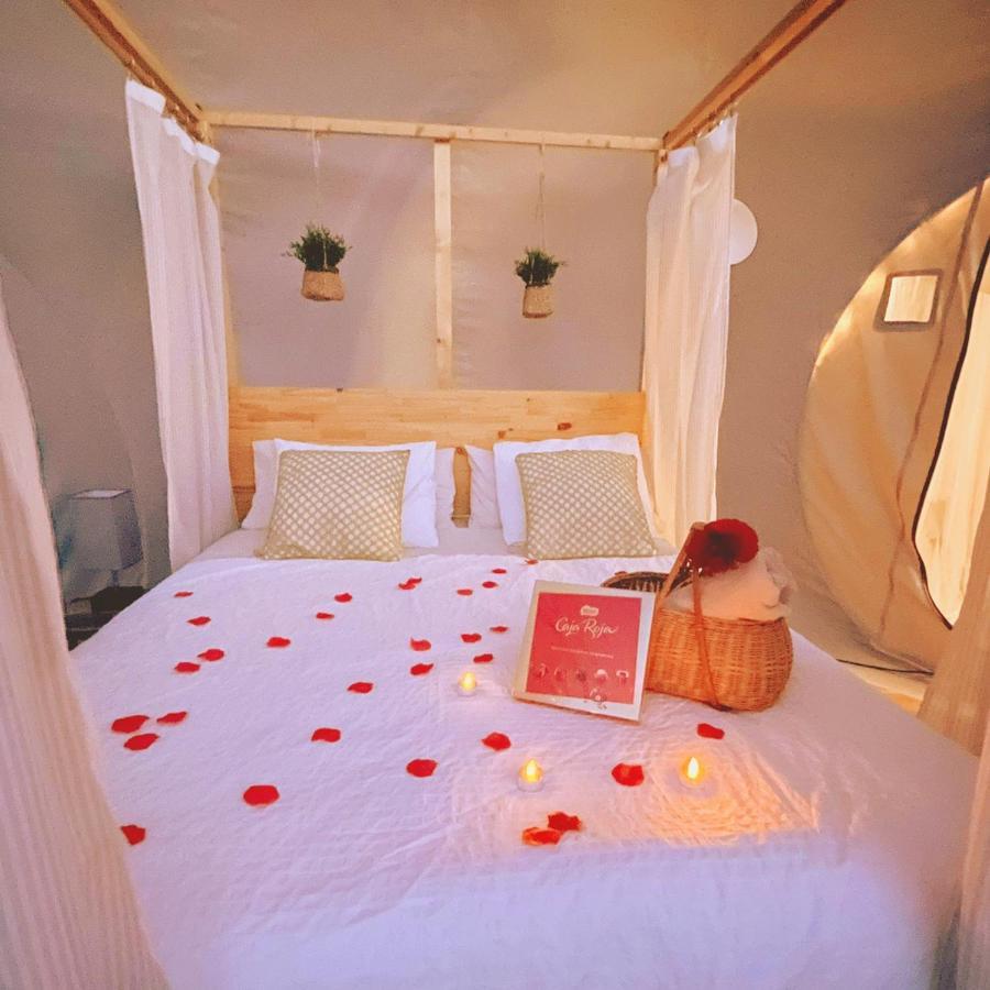 Bed and breakfast Burbuja Deluxe En *