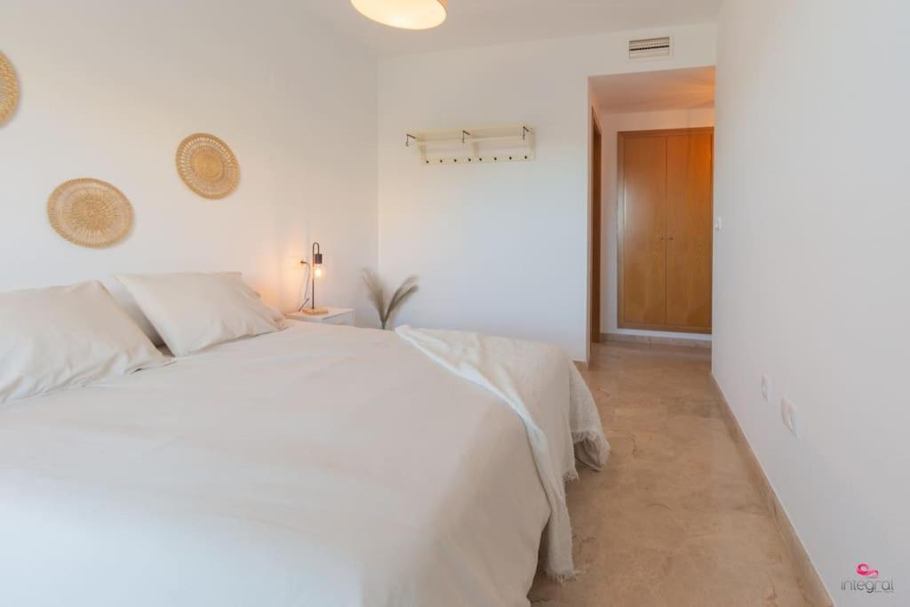 Estupendo Apartamento Con Vistas Al Golf Apartamento *