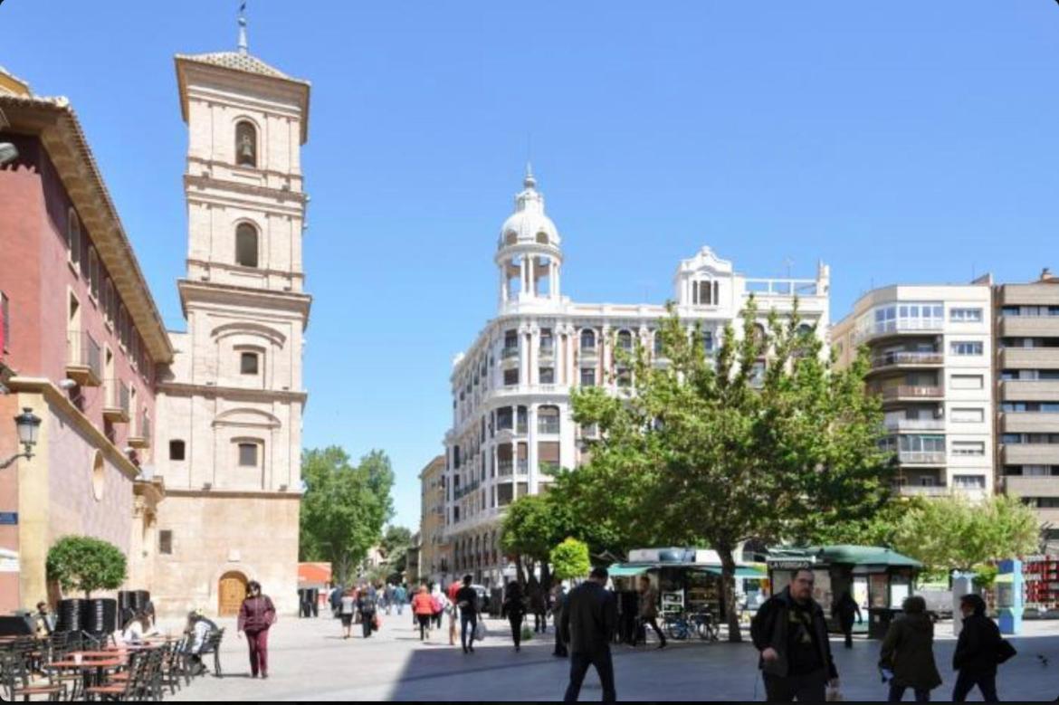 Centro Plaza Sardoy