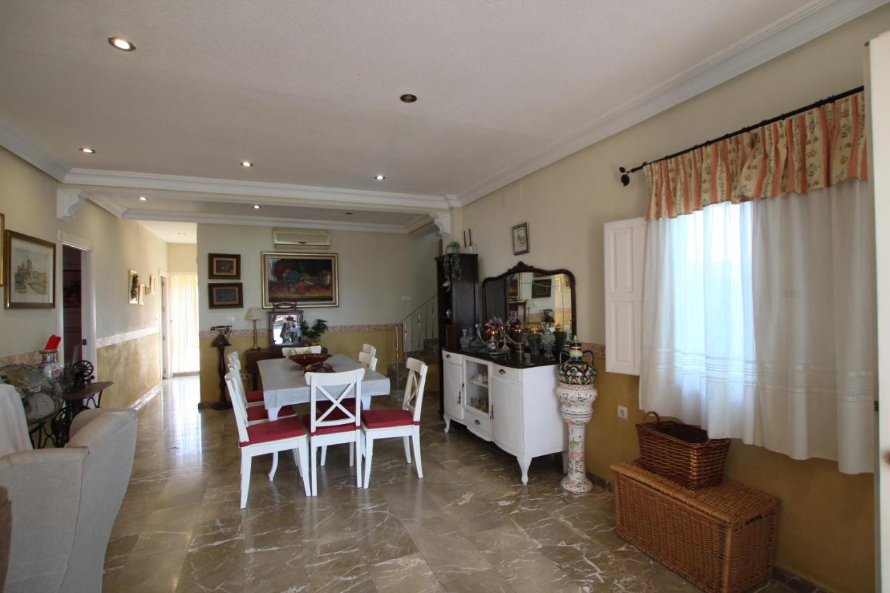 Chalet Con Piscina Privada A 2 Min Centro Comercial La Noria Murcia