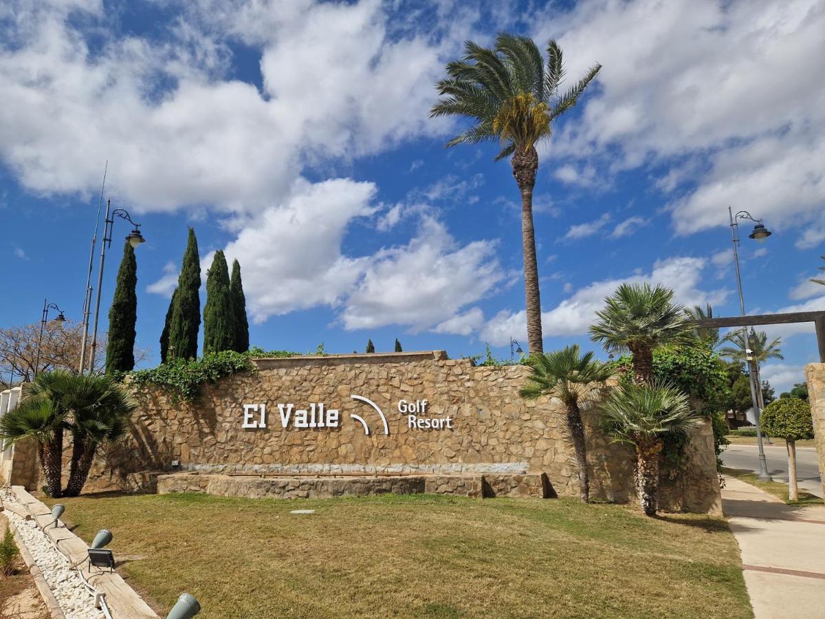 El Valle Golf Apartamento *
