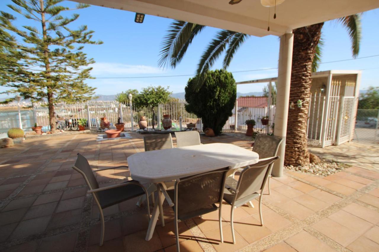 Chalet Chalet Con Piscina Privada A 2 Min Centro Comercial La Noria *