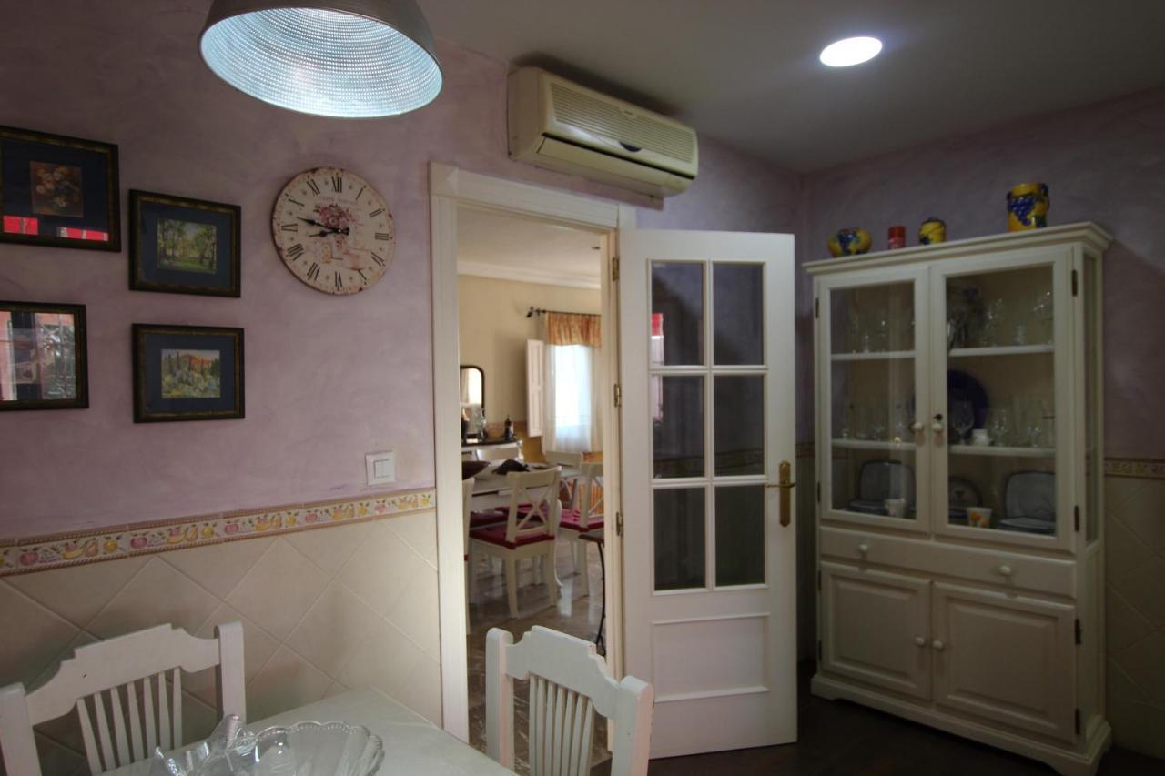 Chalet Con Piscina Privada A 2 Min Centro Comercial La Noria Chalet *