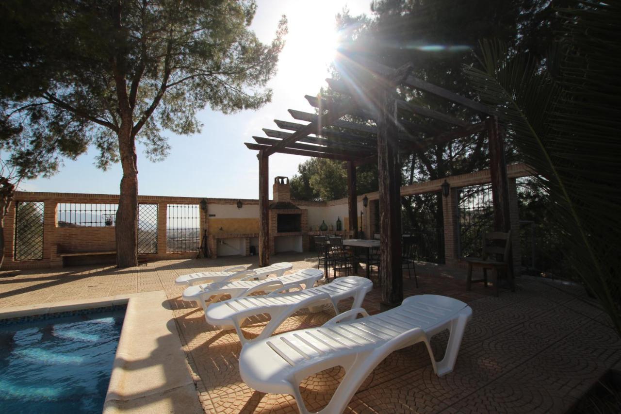 Chalet Chalet Con Piscina Privada A 2 Min Centro Comercial La Noria