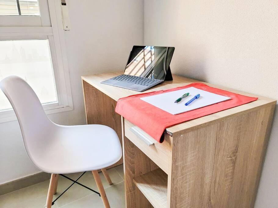 Apartamento Ei - Moderno, Elegante Y Comodo Apartamento En Ronda Sur *