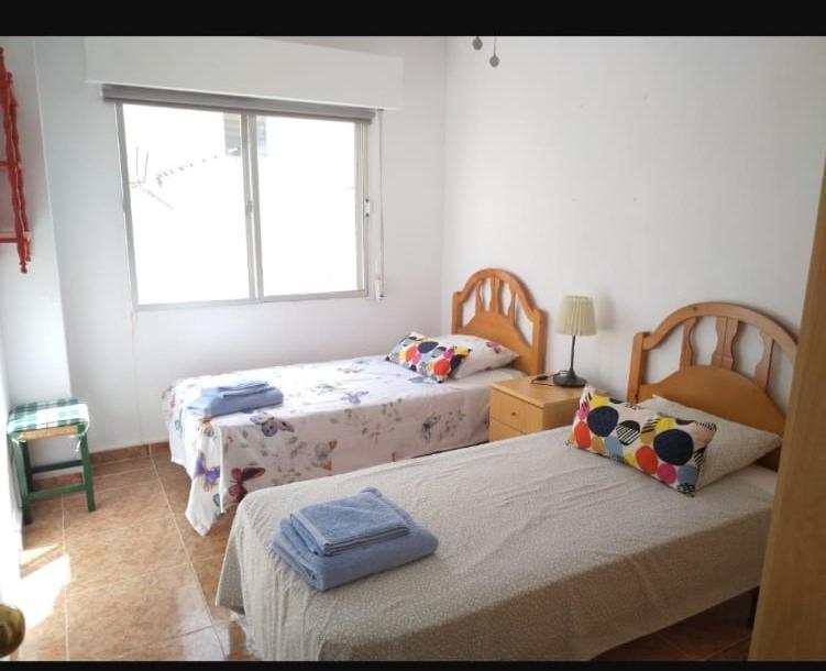Apartamento En Primera Linea De Mar. Murcia