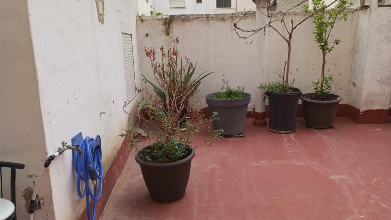 En El Centro De *