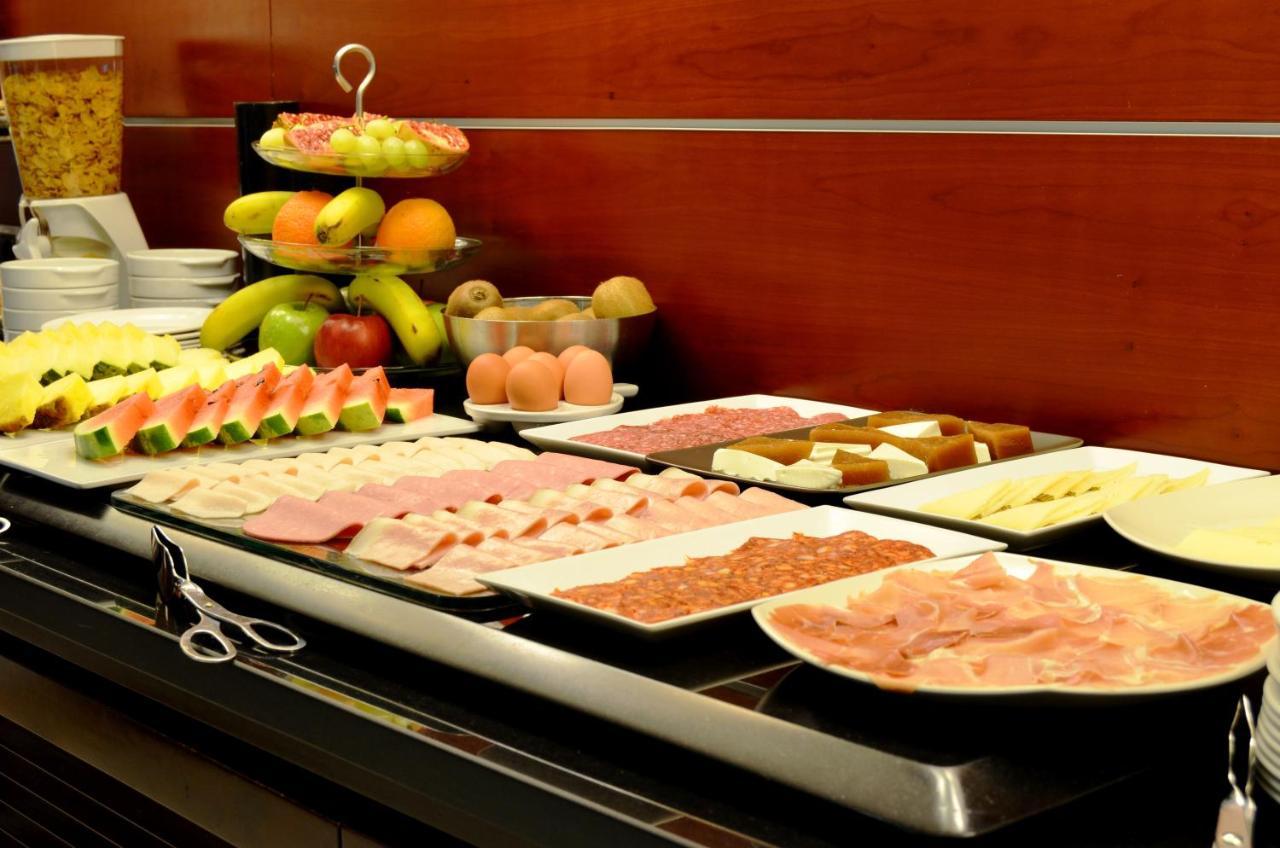Rh Centro Hotel 3*