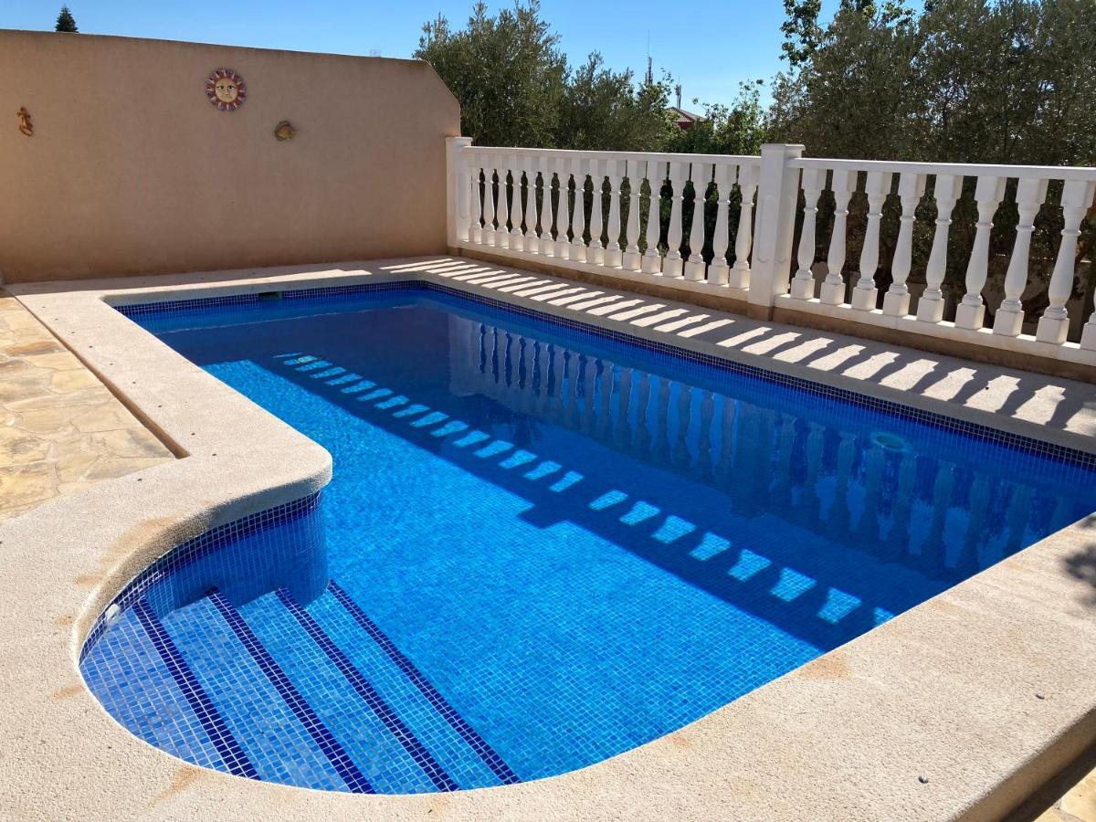 Stunning 4-bed In Bolnuevo With Pool Murcia