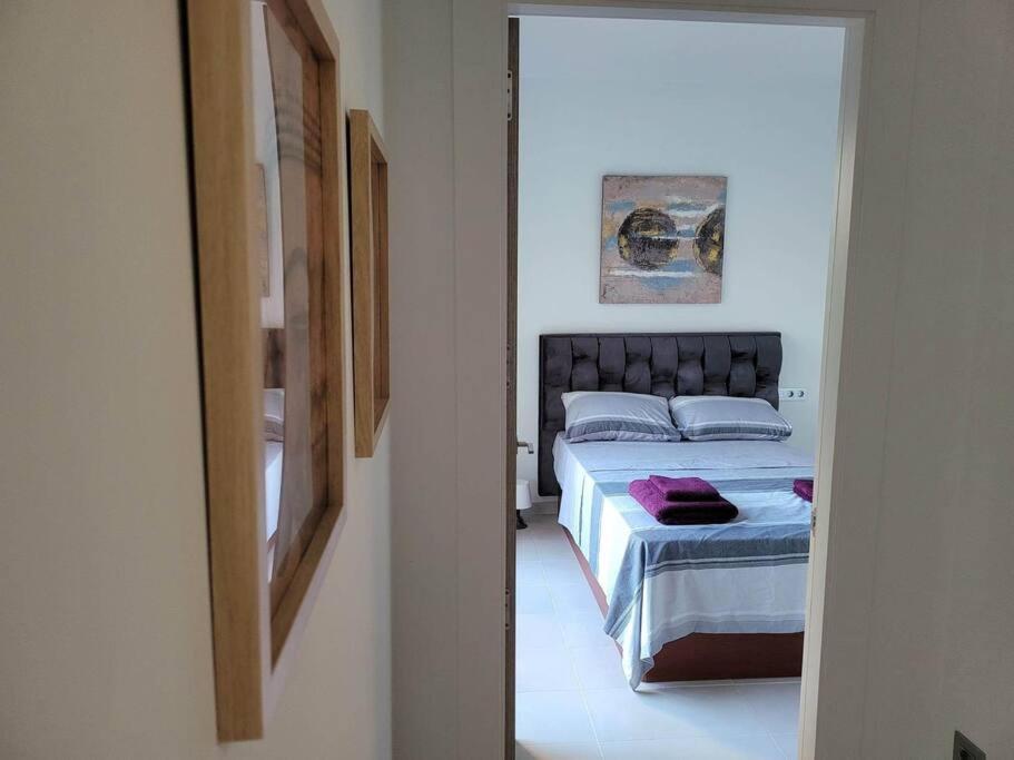 Villa Roda Golf And Resort,3 Bedrooms, Private, Heated Swimming Pool, Garden, Parking Space