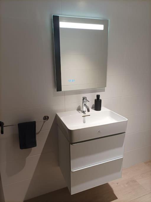 Apartamento Moderno Con Garaje Junto Corte Ingles Murcia