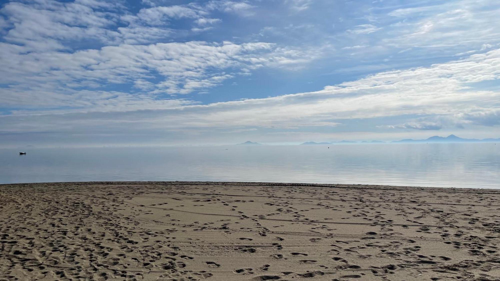 Charming Beachfront Murcia