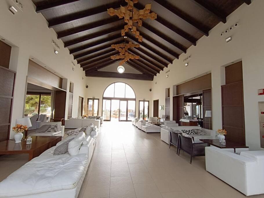 Privada Valle Golf Villa *
