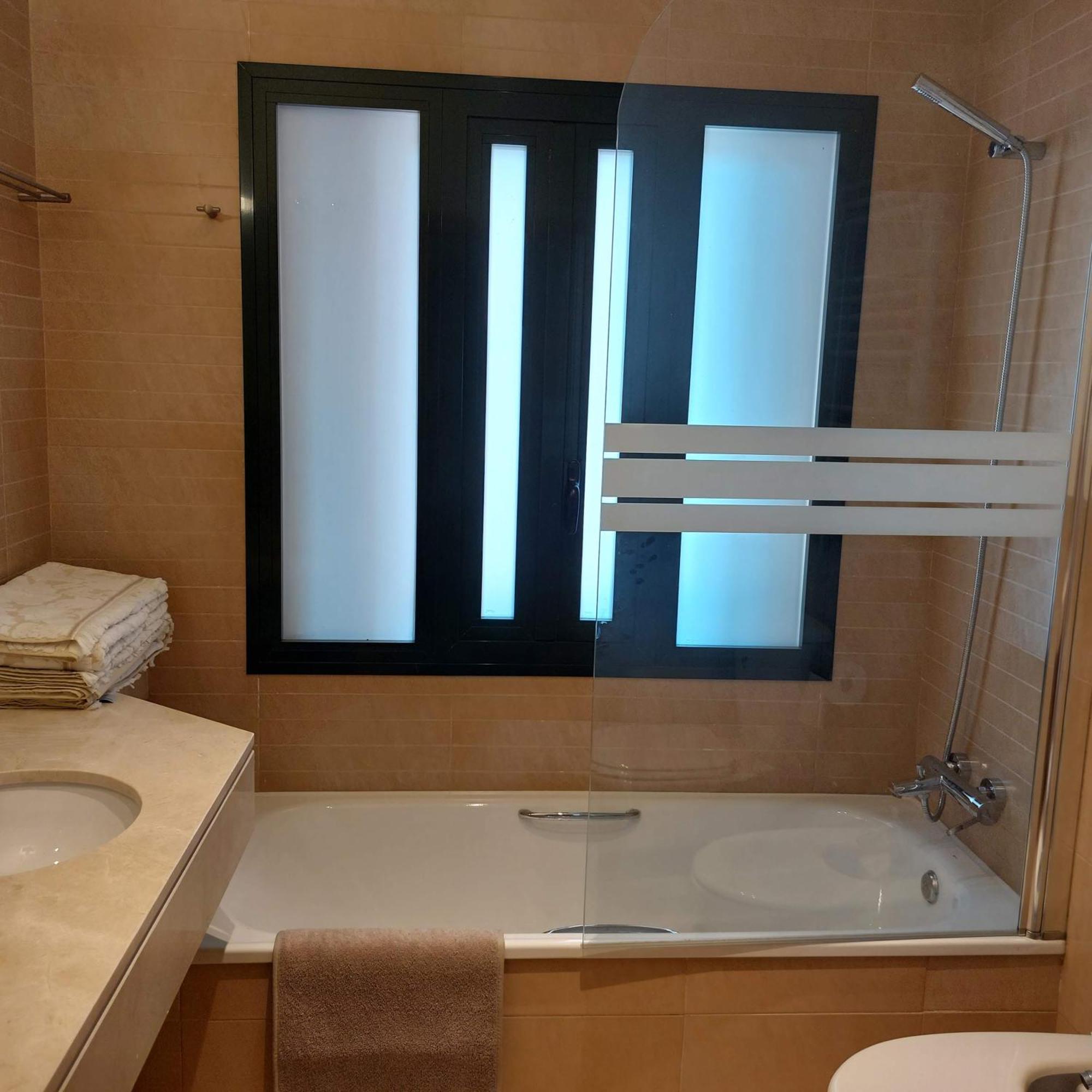 Un Oasis En Hacienda Del Alamo Apartamento *