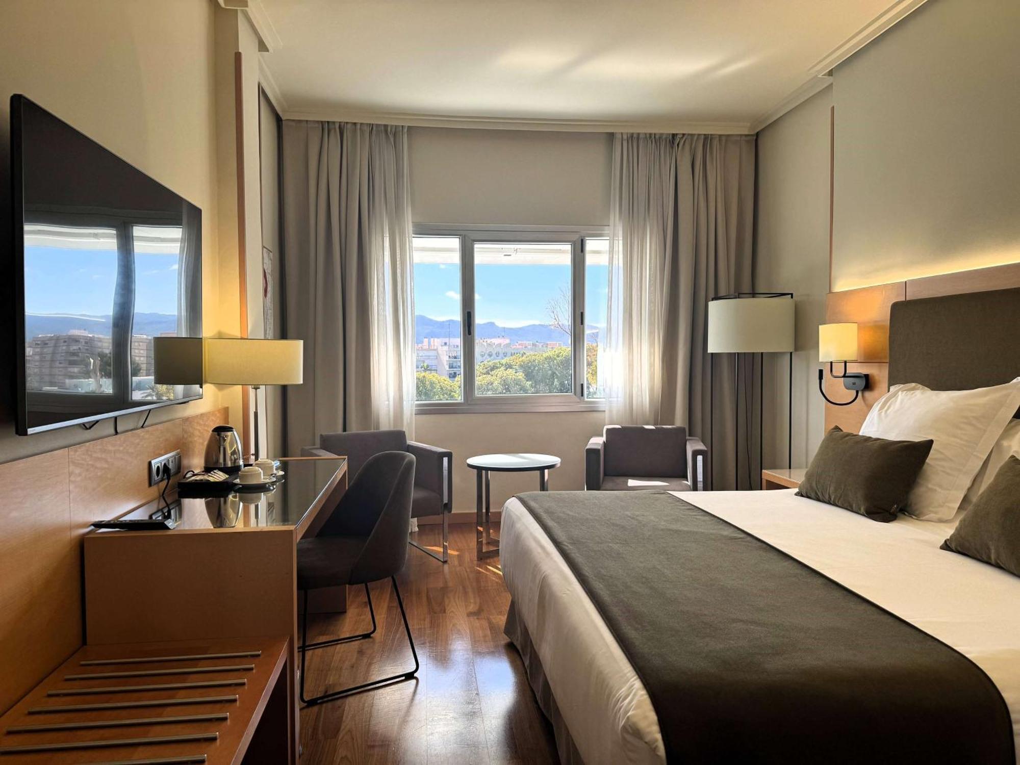 Occidental Siete Coronas Hotel 4*