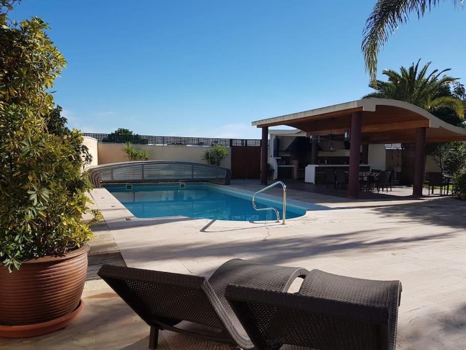 Villa & Piscina-jardin-barbacoa Murcia